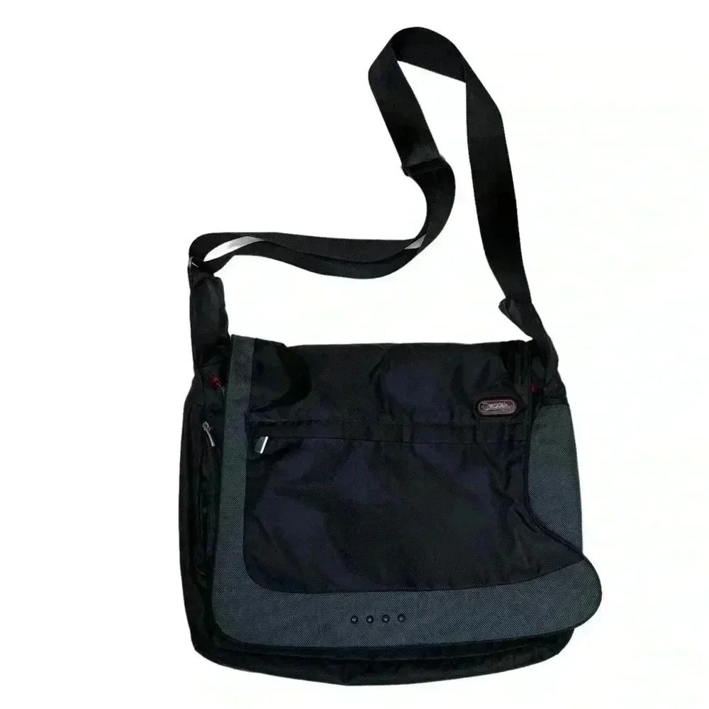 Tumi Tech bag 5112D padded laptop expandable bag unisex travel by messenger bag